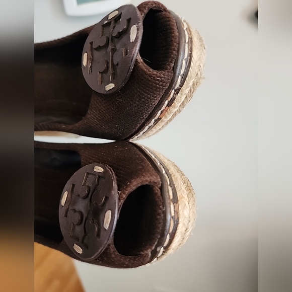 Tory Burch Peep Toe Brown Canvas Wedge Espradrilles - Picture 7 of 7